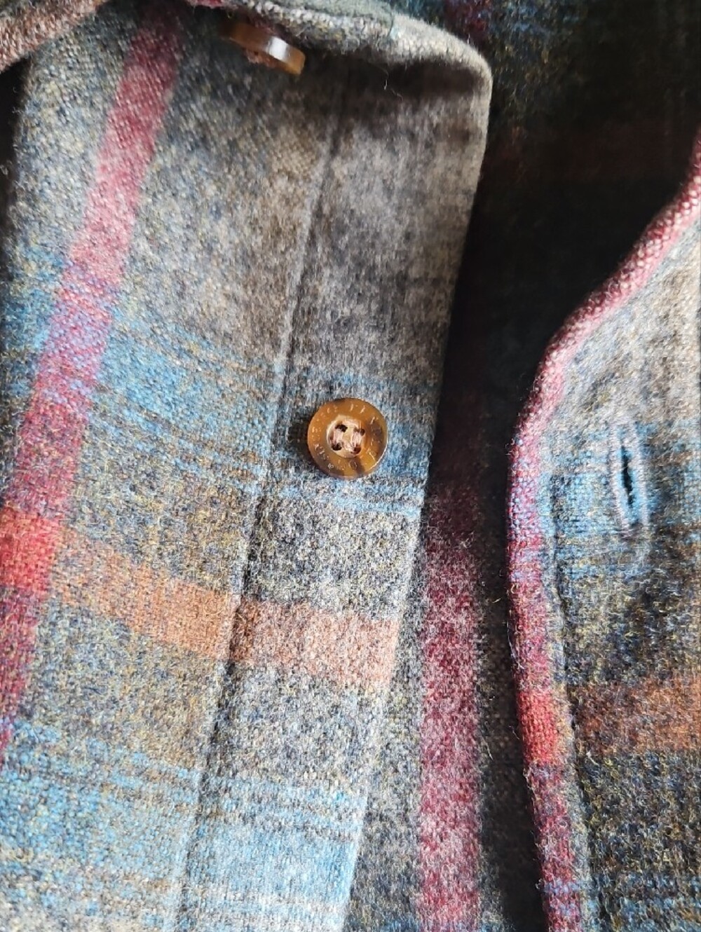 Pendleton Guide Shirt - Picture 3 of 6